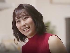 【母の友人】「私のこと好きなんでしょ？」ひそかに憧れを抱いていた大人の女性とひょんなことから急接近してしまい…