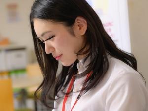 【顔面崩壊レイプ】美しい女の顔がグチャグチャに！！涙、唾液、えずき汁、ザーメンで見るも無残な姿に成り果ててしまう！！