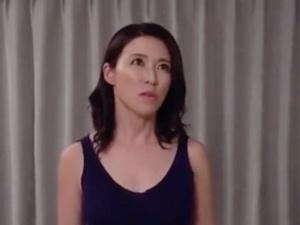 【人妻NTR】「浮気してるでしょ？もう信じられない…」飲み歩き女遊びを繰り返す夫に愛想を尽かした妻はある男に相談すると…