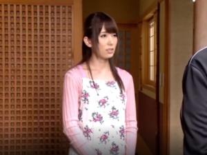 ＜人妻レイプ＞「ちょっと、、お願いやめて！！」夫のいない昼間の犯行！！抵抗虚しく、力づくで強姦されてしまう！！