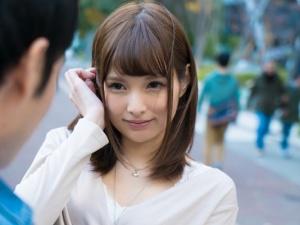 ＜人妻ナンパ＞「すごいおっきぃです…」可愛い顔してダンナ以上のチンポにたまらずしゃぶりついちゃうハレンチ若妻！！