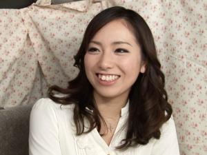 ＜人妻ナンパ＞旦那と食事した直後のアラサー主婦をGET！！うるさいほどあえぐ若妻の淫乱マンコに無許可で中出し！！