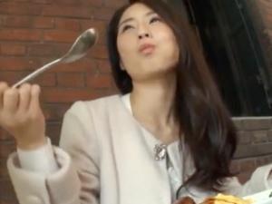 「ちょっとやめてぇ♡」遠隔ローターデートを楽しんだ後はホテルでハメ撮り不倫セックス！三十路の不貞妻が見せる痴態