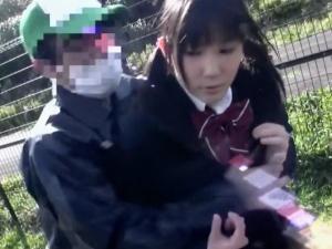 【人さらい中出しレ×プ】白昼堂々の犯行！！人気のない場所に連れて行かれた少女は泣きながら輪姦される！！