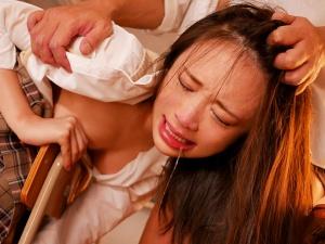 「うぇえええん！！激しくしないで…」泣きながら汚される女子校生！！男子生徒たちは次から次へとその体を肉便器とし扱い…
