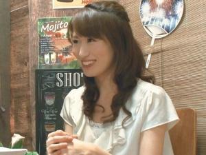 ＜人妻ナンパ＞「可愛いお嫁さんを演じるのに疲れちゃった」1年もご無沙汰な31歳専業主婦がほろ酔い加減でお持ち帰りされ…