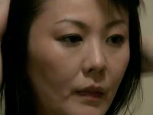 【ヘンリー塚本】「女にも吹き出る性欲がある…」使い物にならない夫に愛想を尽かした女は悪びれもせず他人棒にうつつを抜かす！！