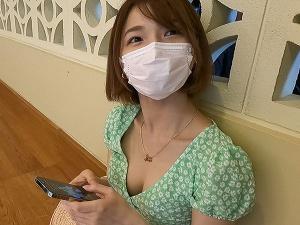 ＜素人ナンパ＞「舐める方が好き♡」可愛い見た目なのにチンポ好きだった美少女！！スケベオマ●コに大量中出ししちゃいます！！
