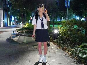 【JKレイプ】突如連れ去られたロリ少女！！3人がかりの集団レイプでまだ幼いオマ●コを立て続けにズボズボ犯されて…