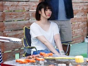 「本当にダメですから…バレちゃう…！！」夫婦で参加した町内会の行事でムチムチとした妻のカラダが男たちに汚されてしまう！！