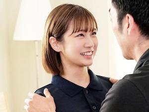 「ふふ…♡」まだまだあどけない女子大生！！見るからに気持ちよさそうな小さなパイパンオマ●コを突きまくります！！