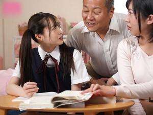＜連れ子レイプ＞母急死、義父豹変！！それまでずっと優しかったのに、遺影の前で襲われ、幼いマンコに中出しされてしまう！