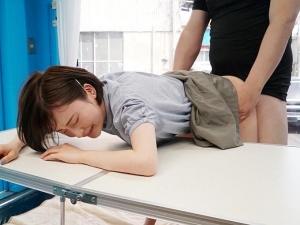 【リモートNTR】「う、うん、聞こえるよ…ああっ♡」遠距離恋愛中のカレシと通話しながら他人棒でイカされまくってしまう！！