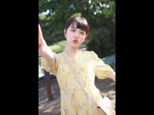 「オカズはAV見るかマンガ見るかです…」オナニーは週4,5でしているというインドア派のムッツリ美少女がカメラ前で初SEX
