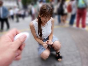 【素人企画】「10分なら…」軽い気持ちでついてきたお姉さんがリモバイ散歩チャレンジ！！お金のために羞恥プレイで悶える！！