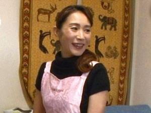 ＜家事代行＞「じゃあちょっとだけね♡」51歳の綺麗なおばさんに悩みを打ち明けると結局最後までヤレちゃった一部始終！！