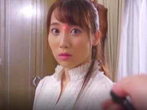 ＜催眠光線レイプ＞金持ち一家の新婚お嬢様のオマ●コを好き放題！その美人姉妹までをも洗脳して性処理役にしてやる！