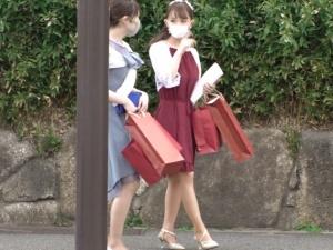 「このまま帰るのもね…」結婚式でおめかししている受付嬢のお姉さんは妙なテンションのまま即ハメを許してしまう！！