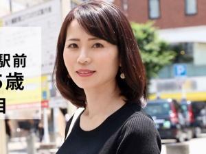「こんな時代だし楽しく生きようって…」結婚20年を機に熟年離婚まで考えていると語る美人妻がカメラの前で下品なメスに！！