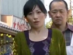【ヘンリー塚本】「お客さん、お金払ってないんだよ」万引きのスリルと自慰行為の快楽に溺れた女はついに捕まってしまうのだが…
