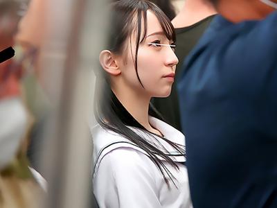 《女子高生×痴漢》超絶美少女さんが痴漢に狙われる！潮吹きの後の激しい突きで激イキ連発が半端ないｗｗｗ