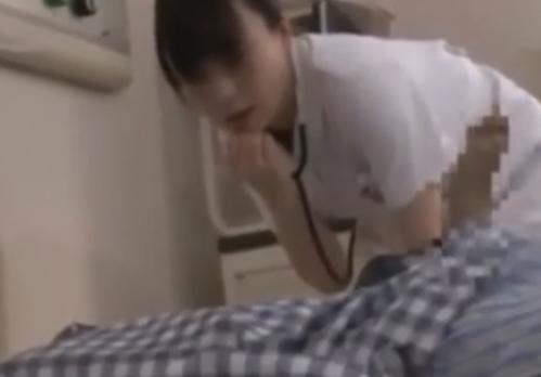 ○患者の勃起ちんこをみてしまった可愛いナースは