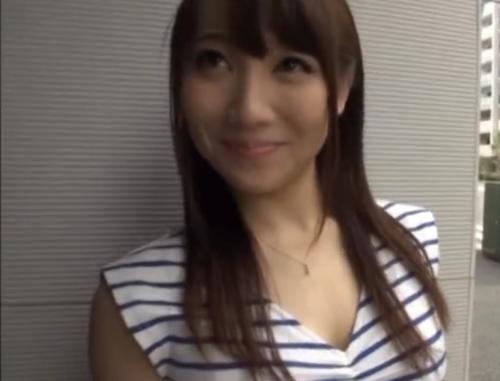 ○人気女優　ファンに性的テクニックを見せつける