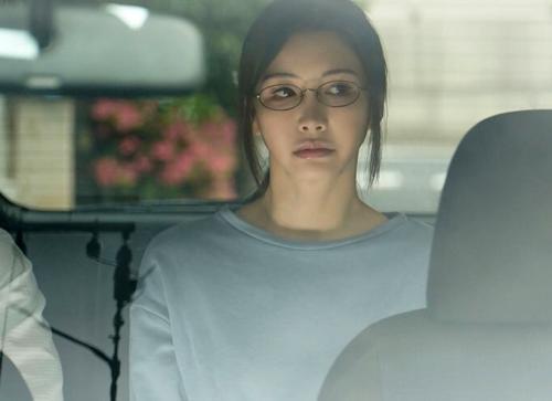 下着泥棒をした男を監禁してわいせつ行為を繰り返して逮捕された女が所持していたヤバすぎる調教映像