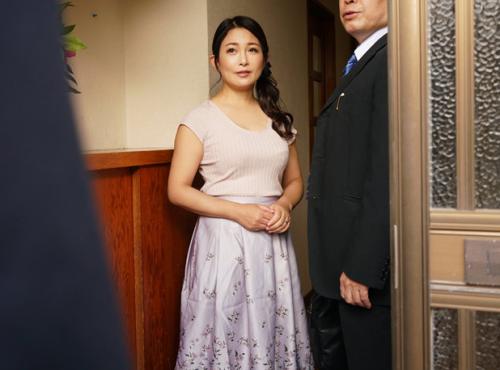【近親NTR】母さんが再婚するなんて許せない！嫉妬に狂ったマザコン息子が自分のチンポで母親を完堕ちさせる！