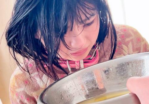 【閲覧注意】エサは俺のザーメンとおしっこ。家出少女を監禁・肉便器調教した男の鬼畜すぎる飼育映像