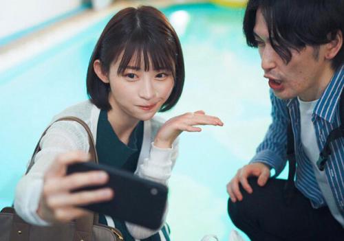 彼氏にデートをドタキャンされた先輩に突然の呼び出し！一日中こき使われたお礼にまさかのセックスのご褒美！！！