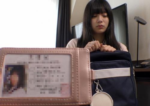 【個人撮影】学生証の証拠あり。学校さぼり中のほぼ処女本物JKとガチ本番の中出し！