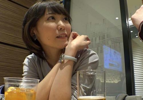 【人妻ナンパ】居酒屋で一人呑みしてた奥さんをホテルに誘ったら普通の顔なのにヤバイくらいエロかったｗｗｗｗｗｗ