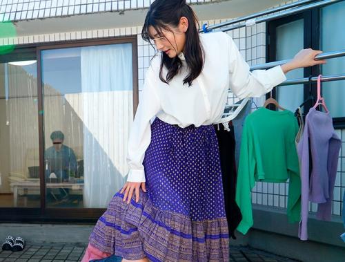 【おねショタ】『こら！そんなとこ舐めないで…ｱﾝッ！』親戚のエロガキにスカートの中でクンニされて絶頂した叔母さんが…
