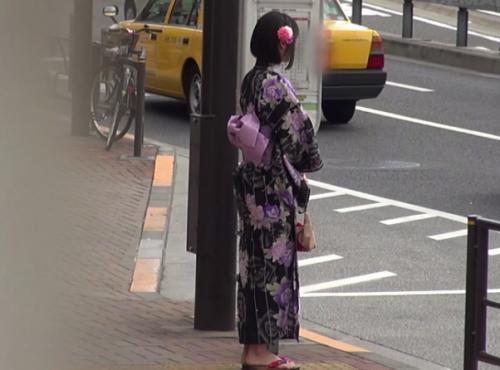 マジックミラー号から本番せずに降りたばかり素人女子を再ナンパ！まだ濡れたままのマンコに追撃激ピストン！