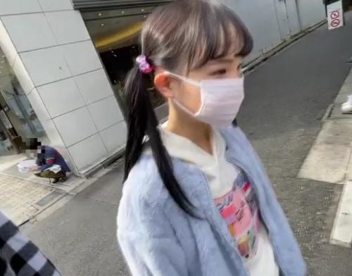 中出しなんてされると思ってないパパ活少女の子供マンコにドクドク精子を流し込んだ一部始終