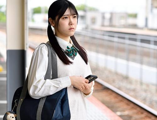 いつも電車で見かけるあの娘を孕ませたい！歪んだ欲望を持つ中年男性によるガンギマリ眠姦中出しレイプ！
