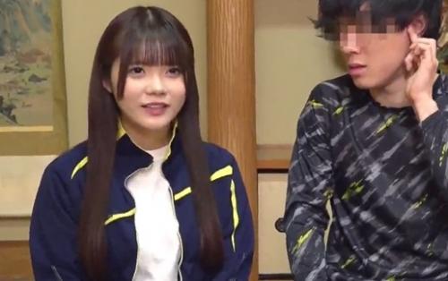 【素人参加企画】ノーハンドフェラで5万円、筆おろしで20万円！貧乏サッカー部の女子マネと男子部員が赤面混浴ミッション！