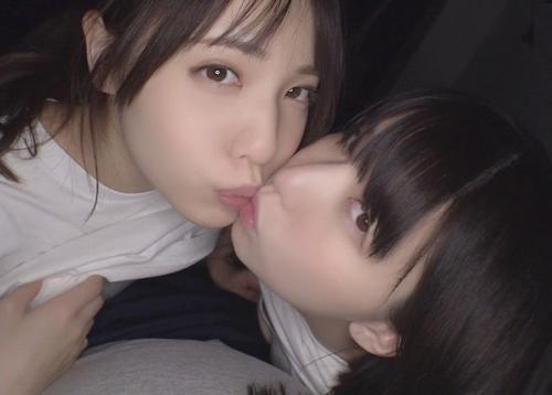 『このイケメン好きにしてください。』女子会してるお宅にイケメンM男くんを投入！夕方から朝まで精子を搾り取られ続けた一部始終