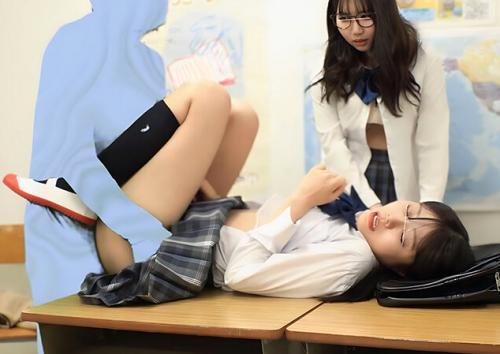 陰キャの僕が透明人間になれる薬をゲット！クラスの女子も担任の女教師も揉んで脱がして中出ししてやりたい放題！