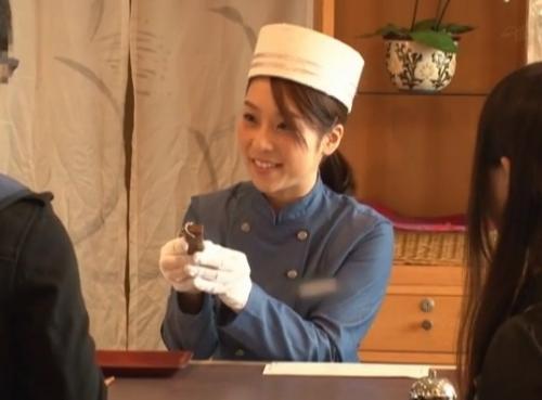 宿泊先ホテルで出会ったホテルウーマンに一目惚れ！ベッドメイクで訪れた時に我慢できずに襲撃レイプ！