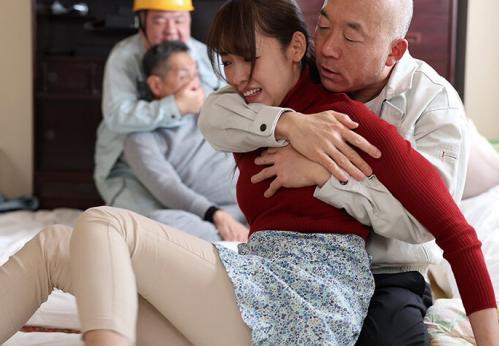 【胸糞NTRドラマ】借金返済のために夫婦で住み込みに…ヒエラルキー最底辺の僕たちは目の前で犯される妻を見てるしかなかった
