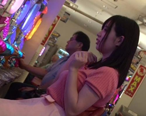 ターゲットはホールスタッフ、コーヒーレディ、女性客！パチンコ店で発生したレイプの犯行映像