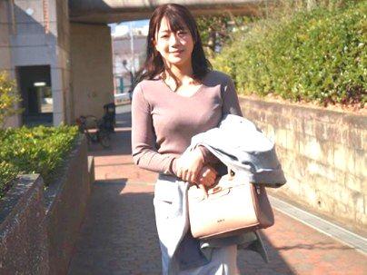 ≪子育て奮闘ママ≫『24歳 AV DEBUT！』セックスレスの忙しい人妻熟女が旦那に内緒でAVデビューしちゃう！！