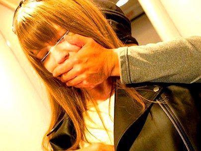 ≪飛行機痴●≫『彼氏の前でイカセまくれ！』外国人の綺麗な体のお姉さんが犯されレイプされちゃうｗｗｗｗ