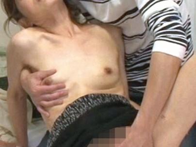 ≪人妻≫『ナンパ』性欲高めの淫乱熟女妻を部屋に連れ込みなし崩し的にエロ行為させられちゃうぞｗｗｗｗｗ