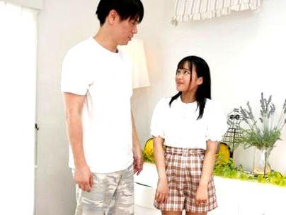 ≪新人18歳≫『身長は145センチ』小柄で無茶苦茶カワイ子ちゃんがＡＶ出演しちゃうぞｗｗｗｗｗ