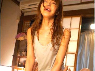 ≪無口で地味≫『姪っ子！』熱帯夜にスレンダーの細見の姪っ子と近親相姦えちえちしまくりｗｗｗｗｗ