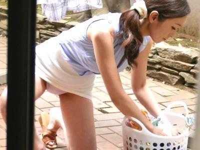 ≪友人の母≫『息子の友人に犯●れ！』性欲高めの人妻熟女が息子の友人に犯●れもだえ感じちゃうぞｗｗｗ