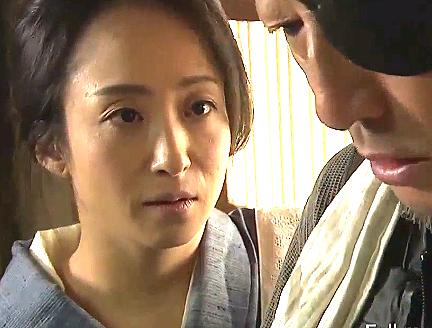 ≪ヘンリー塚本≫『エロドラマ！！』人妻熟女が性欲高めで男を誘惑して禁断行為に出ちゃう無料エロ動画ｗｗｗ
